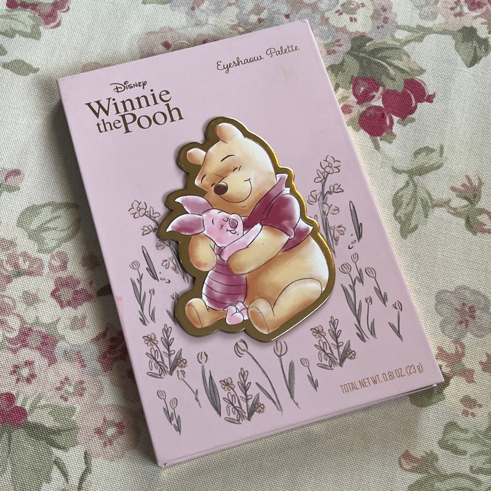 Last chance B4 donating.  NEW! Disney Winnie the Pooh Makeup Palette